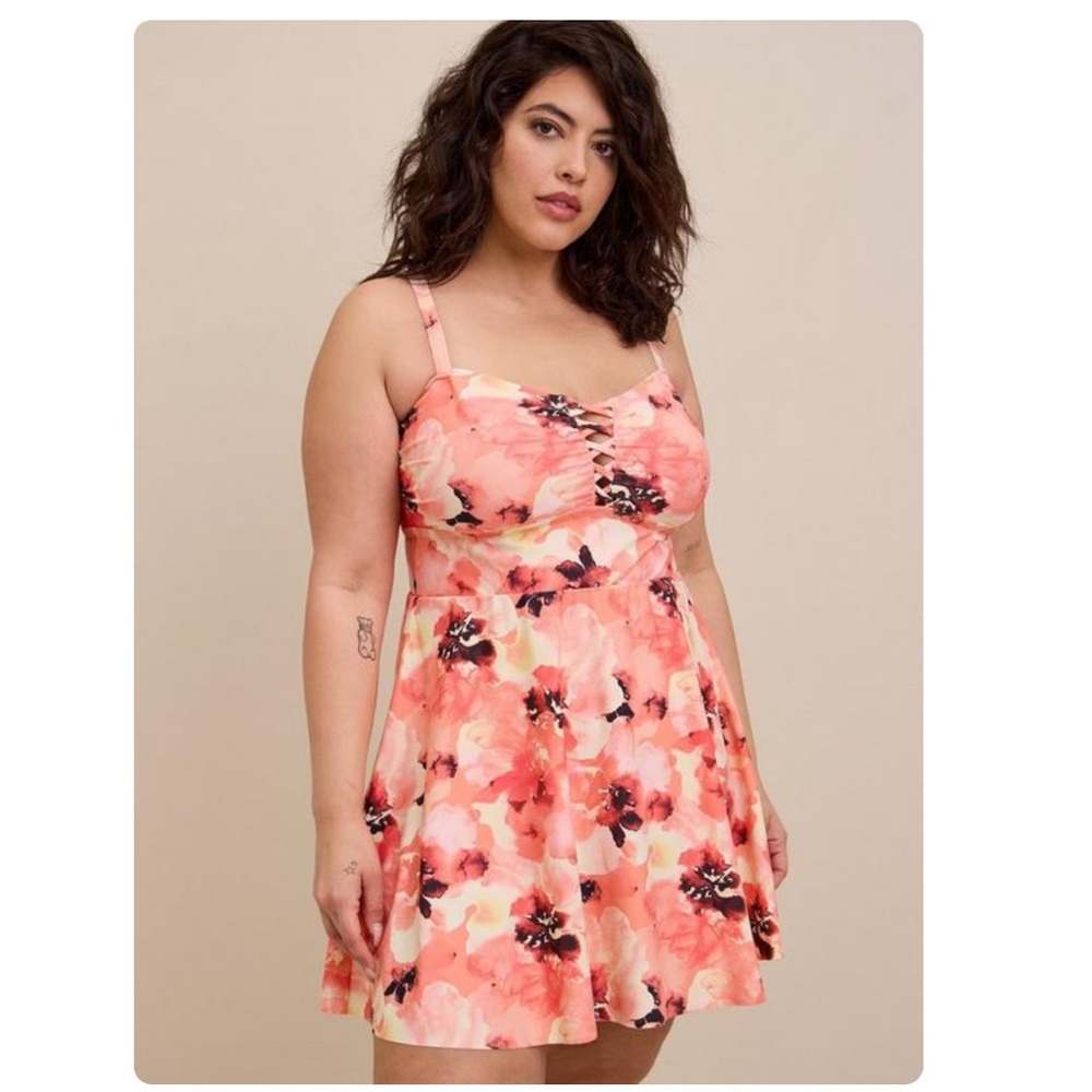 NWT TORRID Wireless Long Lattice Front Swim Dress With Brief swimsuit